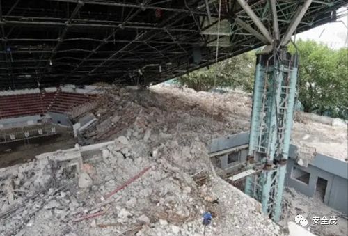 3死3伤事故:5名一把手被追刑责,安全员没背锅︱值得全国各地研究学习(图19) 3死3伤事故:5名一把手被追刑责,安全员没背锅︱值得全国各地研究学习(图19)